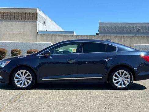 Used 2016 Buick LaCrosse Leather w/ Experience Buick Package FWD image 9
