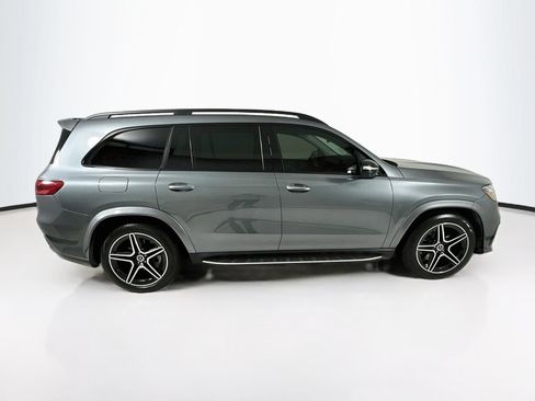 Used 2024 Mercedes-Benz GLS 450 4MATIC image 9