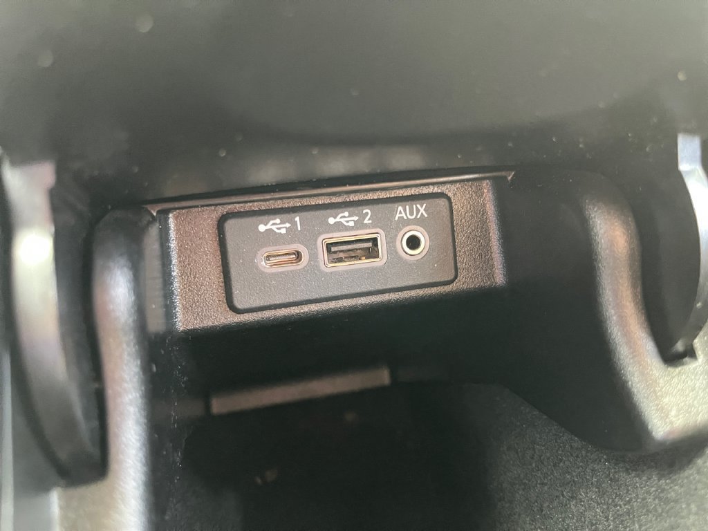 Used 2019 Nissan Maxima Platinum w/ Sport Mat Group FWD image 22