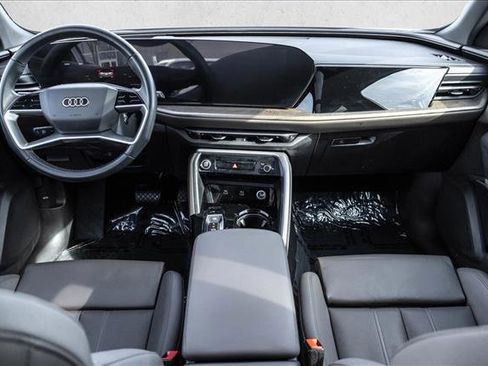 Certified 2025 Audi Q5 Premium Plus w/ Premium Plus image 21