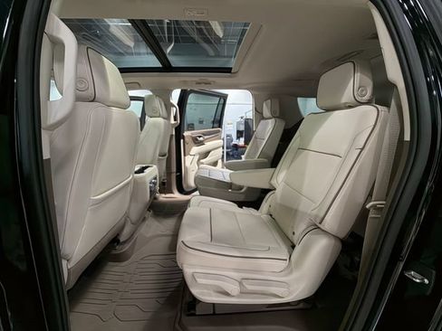 Used 2022 GMC Yukon XL Denali w/ Max Trailering Package AWD/4WD image 12