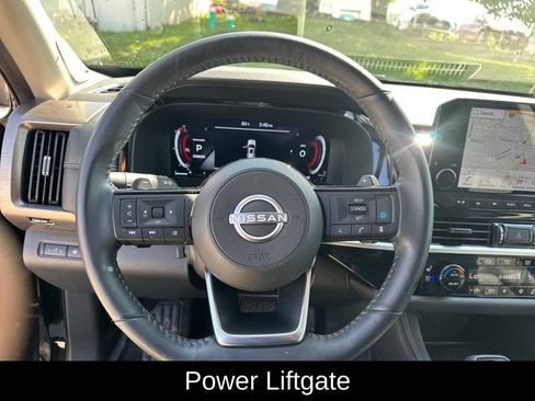 Used 2024 Nissan Pathfinder Platinum w/ Cargo Package FWD image 13