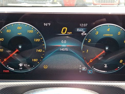 Used 2023 Mercedes-Benz CLA 250 4MATIC image 23