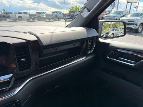 Certified 2025 GMC Sierra 1500 Elevation AWD/4WD image 23