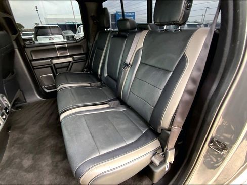 Used 2018 Ford F150 Raptor w/ Equipment Group 802A Luxury image 20