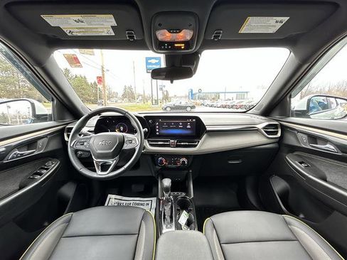 Used 2024 Chevrolet TrailBlazer ACTIV FWD image 21