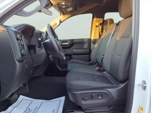 Used 2023 Chevrolet Silverado 1500 Custom image 14