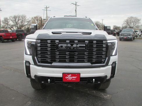 Certified 2024 GMC Sierra 3500 Denali Ultimate image 12