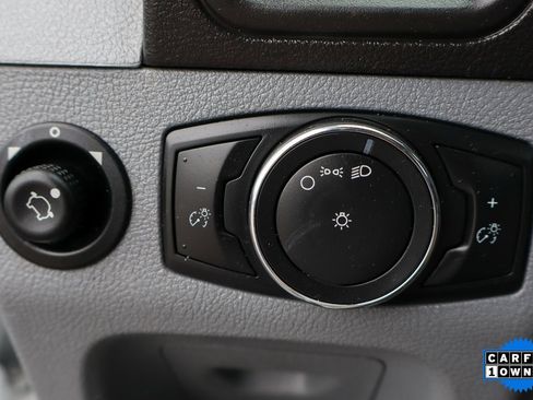 Used 2018 Ford Transit 250 138 image 18