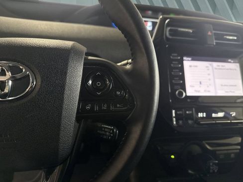 Used 2021 Toyota Prius XLE image 25