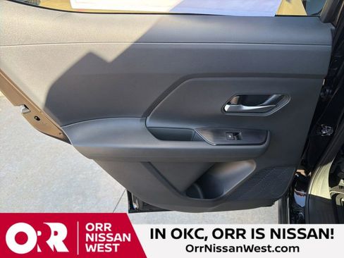 New 2026 Nissan Kicks SV w/ Charging Package image 14