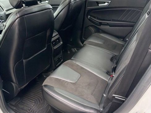 Used 2018 Ford Edge Sport w/ Equipment Group 401A image 23