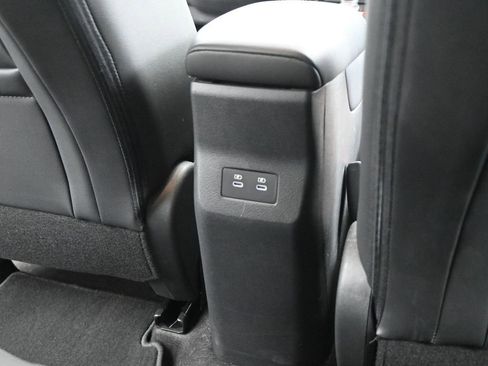 Used 2025 Nissan Kicks SR image 27