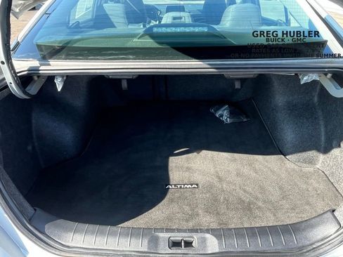 Used 2022 Nissan Altima 2.5 SV image 17