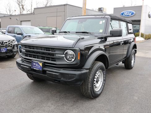 Certified 2023 Ford Bronco 4-Door image 3