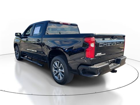 Used 2023 Chevrolet Silverado 1500 RST RWD image 6