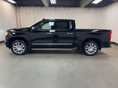 New 2026 Chevrolet Silverado 1500 High Country image 3