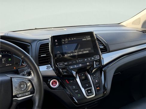 Used 2022 Honda Odyssey Touring image 20