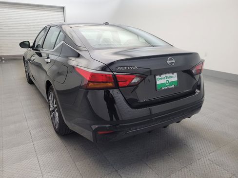 Used 2025 Nissan Altima 2.5 SV FWD image 5