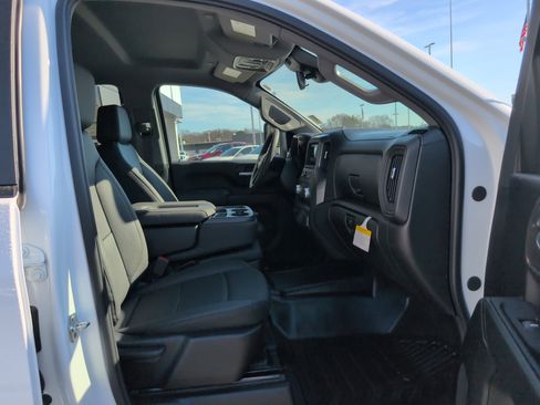 New 2026 GMC Sierra 2500 Pro w/ Convenience Package image 30