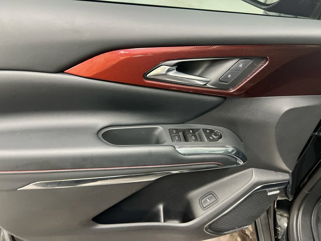 Used 2025 Chevrolet Traverse Z71 w/ Enhanced Driving Package AWD/4WD image 22