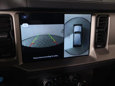 Used 2025 Ford Bronco Outer Banks AWD/4WD image 6