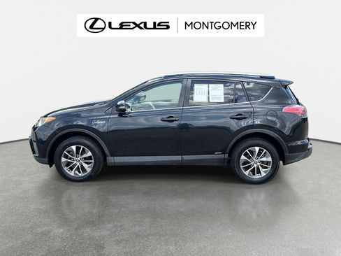 Used 2016 Toyota RAV4 XLE AWD/4WD image 6