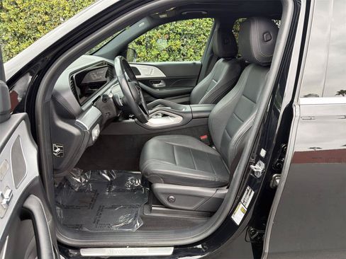 Used 2024 Mercedes-Benz GLE 450e 4MATIC image 12