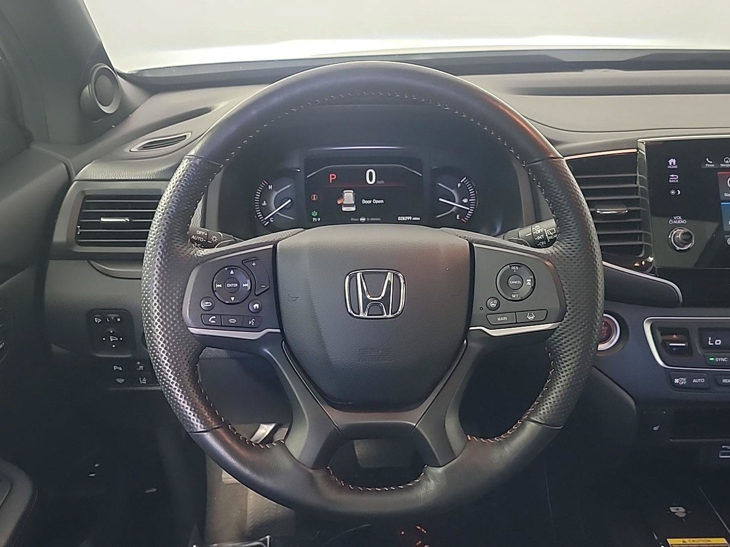 Certified 2025 Honda Passport TrailSport image 21