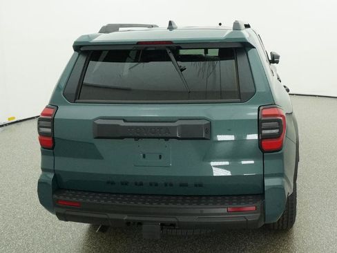 New 2026 Toyota 4Runner TRD Off-Road Premium AWD/4WD image 38
