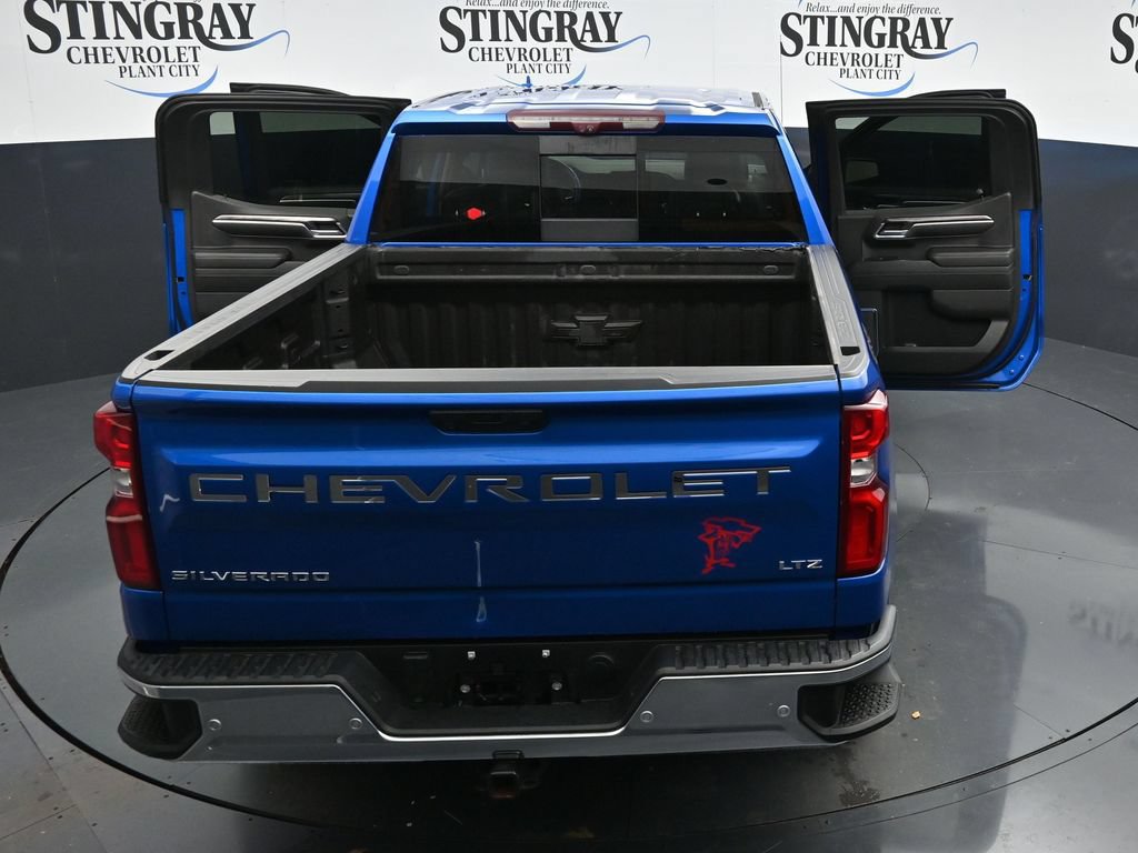 Certified 2023 Chevrolet Silverado 1500 LTZ w/ Technology Package AWD/4WD image 35
