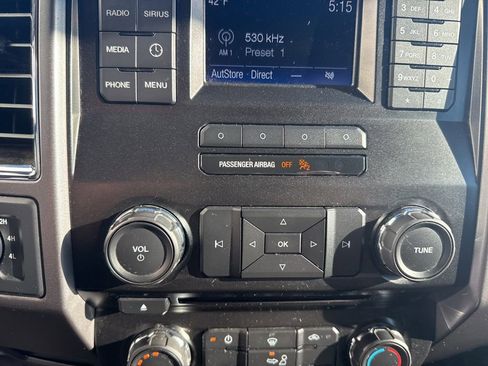 Used 2016 Ford F150 XLT image 22