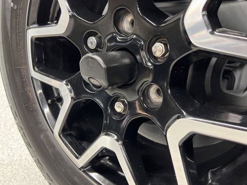 Used 2024 Ford Bronco Outer Banks image 7