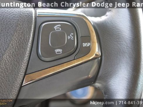 Used 2016 Toyota Avalon XLE Premium image 17