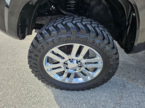 Used 2016 Toyota Tacoma SR5 w/ SR5 Appearance Package (SN) AWD/4WD image 10