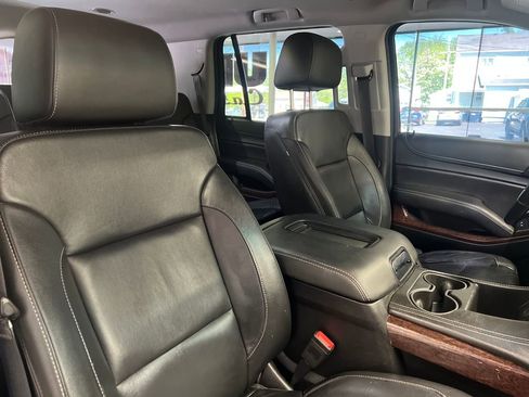 Used 2019 GMC Yukon SLT AWD/4WD image 41