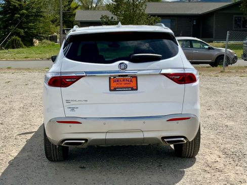 Used 2022 Buick Enclave Premium AWD/4WD image 4