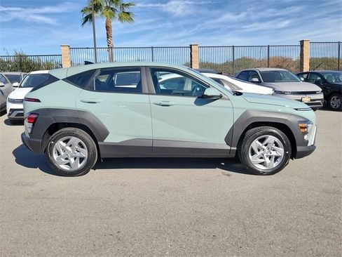 New 2026 Hyundai Kona SE image 24
