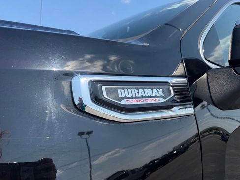 Used 2020 GMC Sierra 1500 SLT w/ SLT Premium Plus Package AWD/4WD image 8