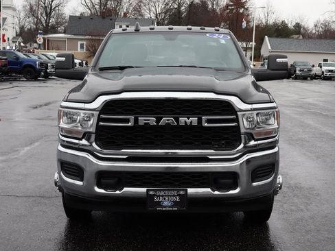 Used 2024 RAM 3500 Tradesman w/ Chrome Appearance Group image 14