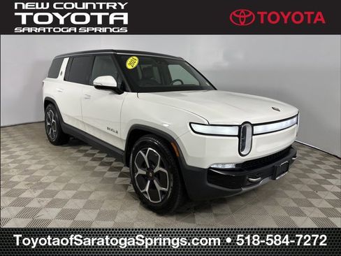 Used 2024 Rivian R1S Adventure image 1