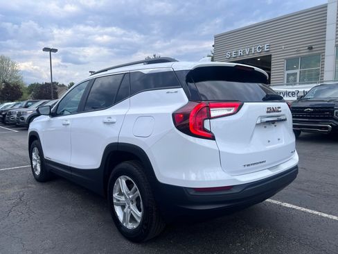 Used 2023 GMC Terrain SLE w/ Driver Convenience Package AWD/4WD image 6