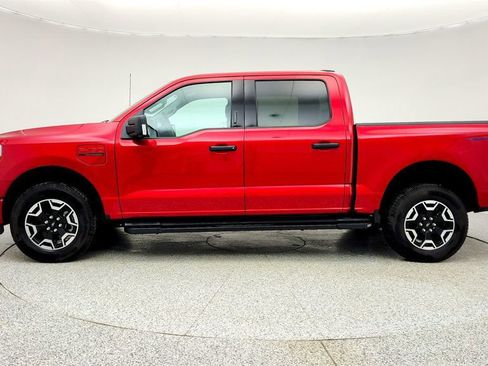 Used 2023 Ford F150 Lightning XLT image 8