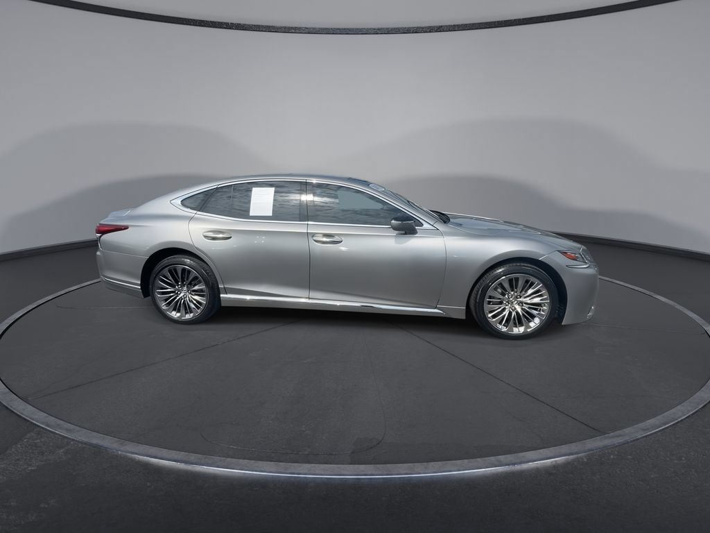 Used 2018 Lexus LS 500 w/ Luxury Package RWD image 2