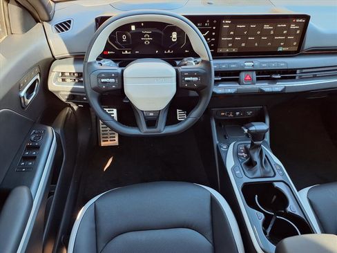 New 2025 Kia K4 GT-Line Turbo image 6
