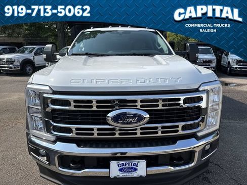 New 2026 Ford F450 XL w/ XL Chrome Package RWD image 10