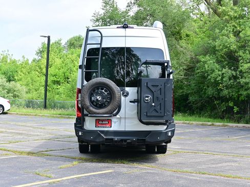 Used 2020 Mercedes-Benz Sprinter 3500 image 9