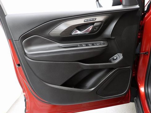 Certified 2024 GMC Terrain SLT w/ Tech Package image 24