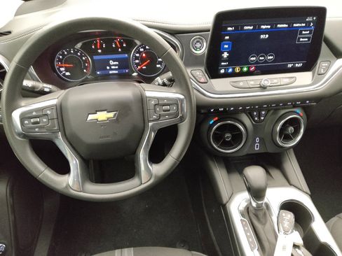 Used 2024 Chevrolet Blazer LT w/ Convenience Package FWD image 22