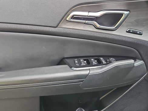 Used 2024 Kia Sportage X-Pro Prestige AWD/4WD image 12